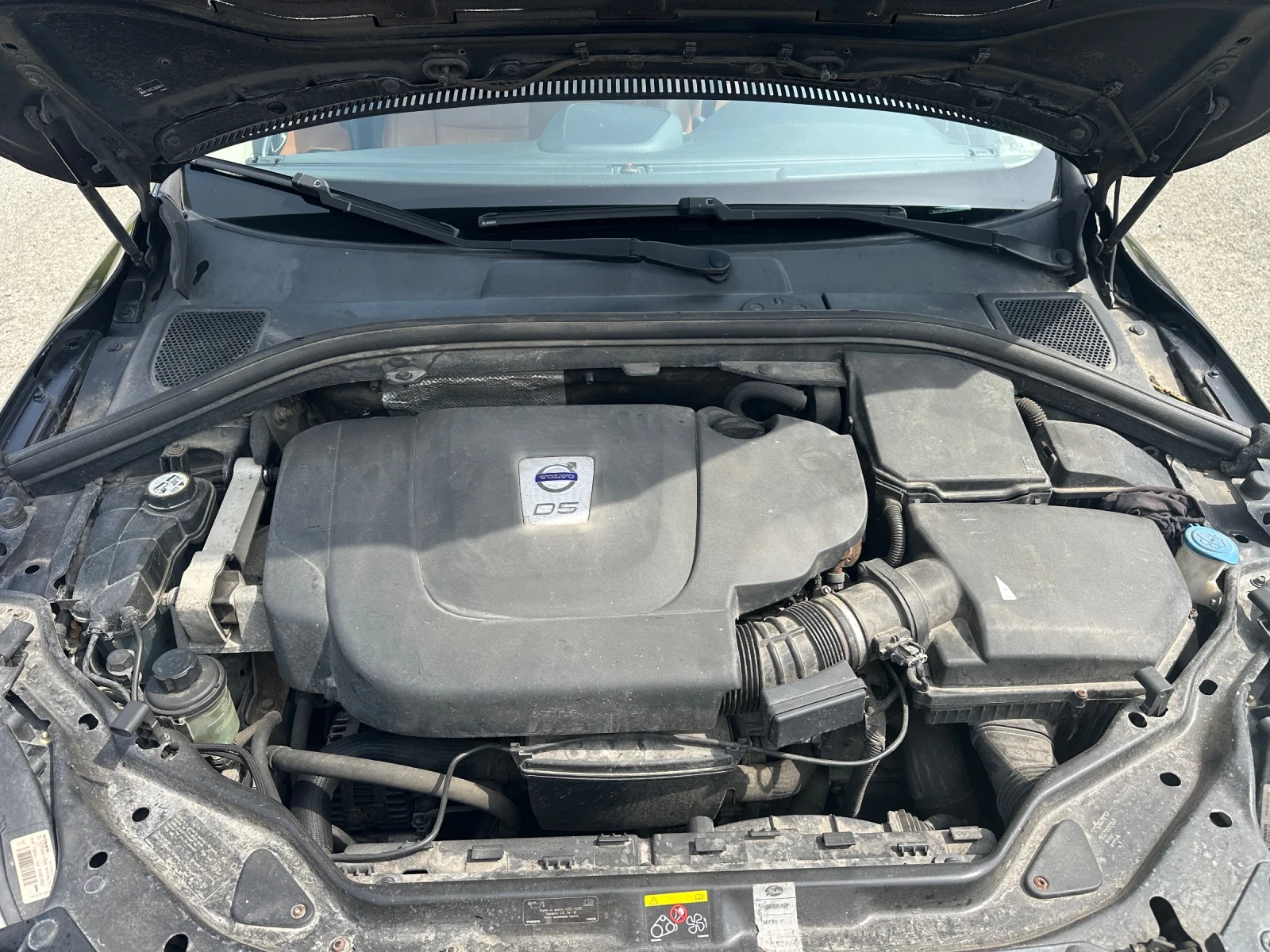 Volvo XC60 2.4 D 163 HP, снимка 16 - Автомобили и джипове - 54184032