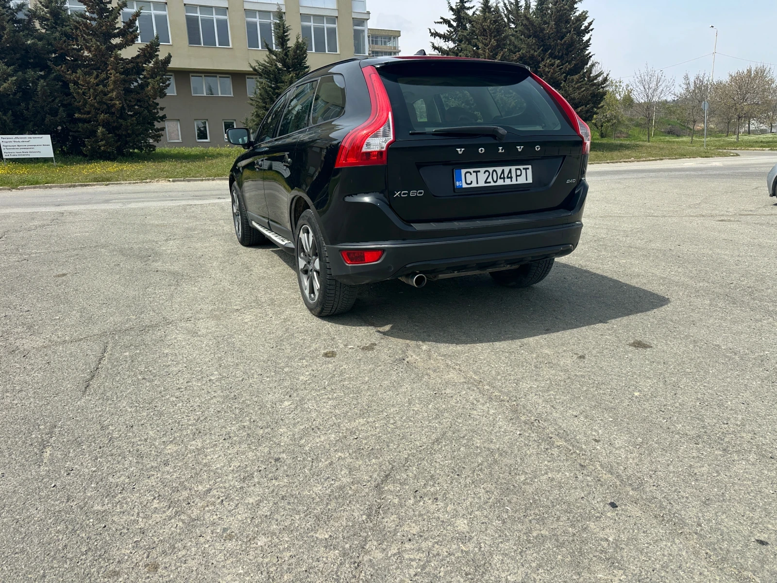 Volvo XC60 2.4 D 163 HP, снимка 5 - Автомобили и джипове - 54184032
