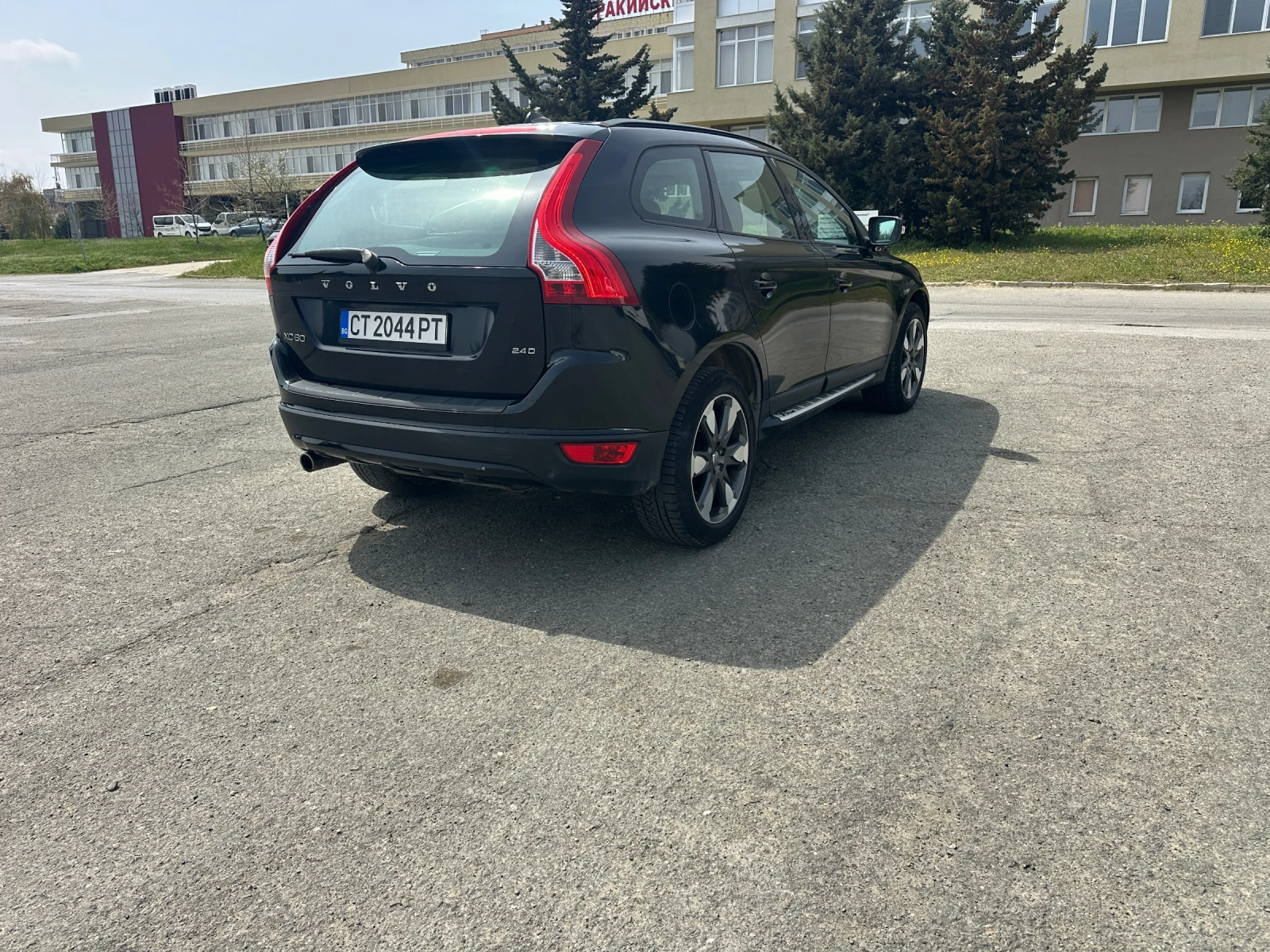 Volvo XC60 2.4 D 163 HP, снимка 4 - Автомобили и джипове - 54184032