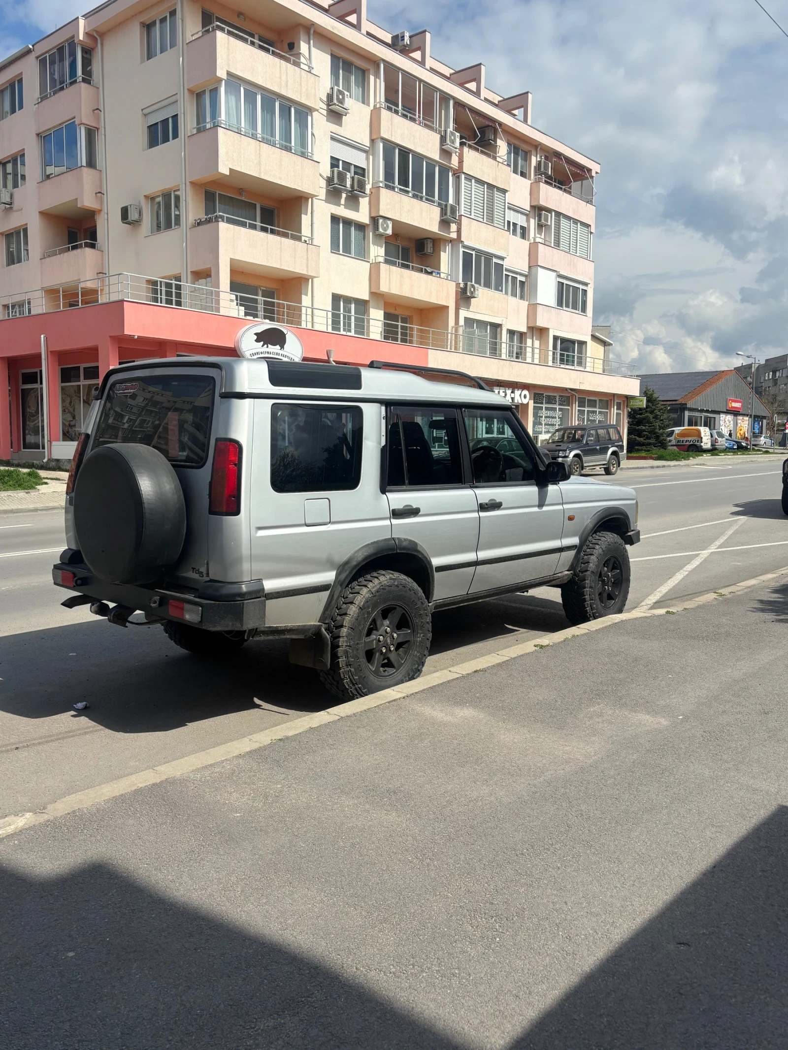 Land Rover Discovery 2.5, снимка 4 - Автомобили и джипове - 54346710