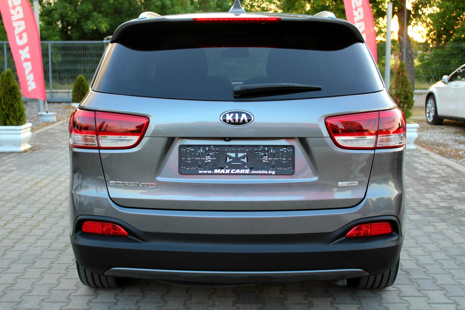 Kia Sorento 2.2CRDi 7 МЕСТА/СОБСТВЕН ЛИЗИНГ, снимка 5 - Автомобили и джипове - 54704888