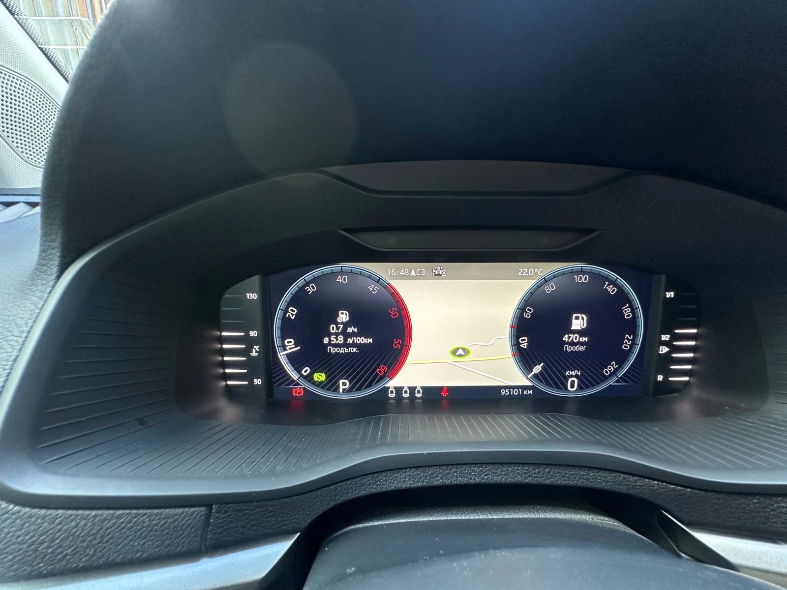 Skoda Karoq, снимка 12 - Автомобили и джипове - 54998784