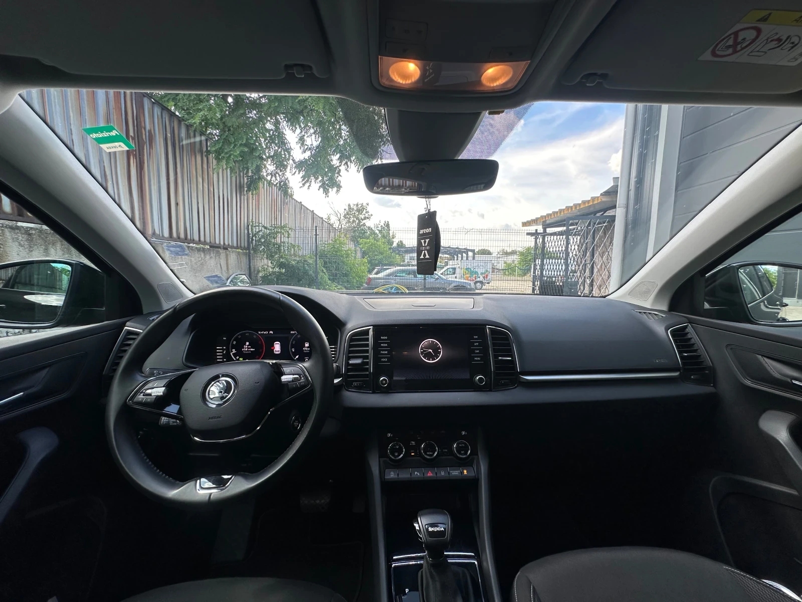 Skoda Karoq, снимка 10 - Автомобили и джипове - 54998784