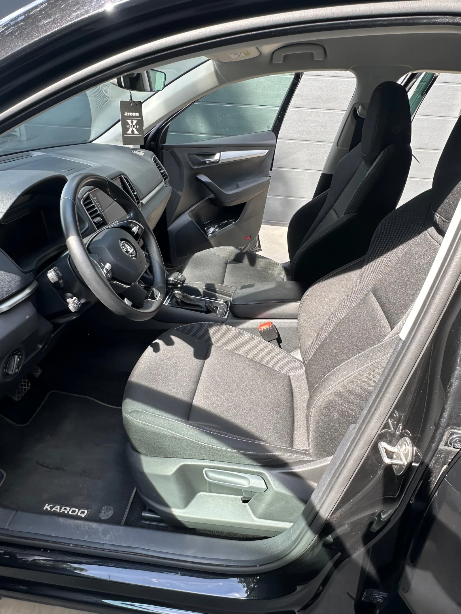 Skoda Karoq, снимка 8 - Автомобили и джипове - 54998784