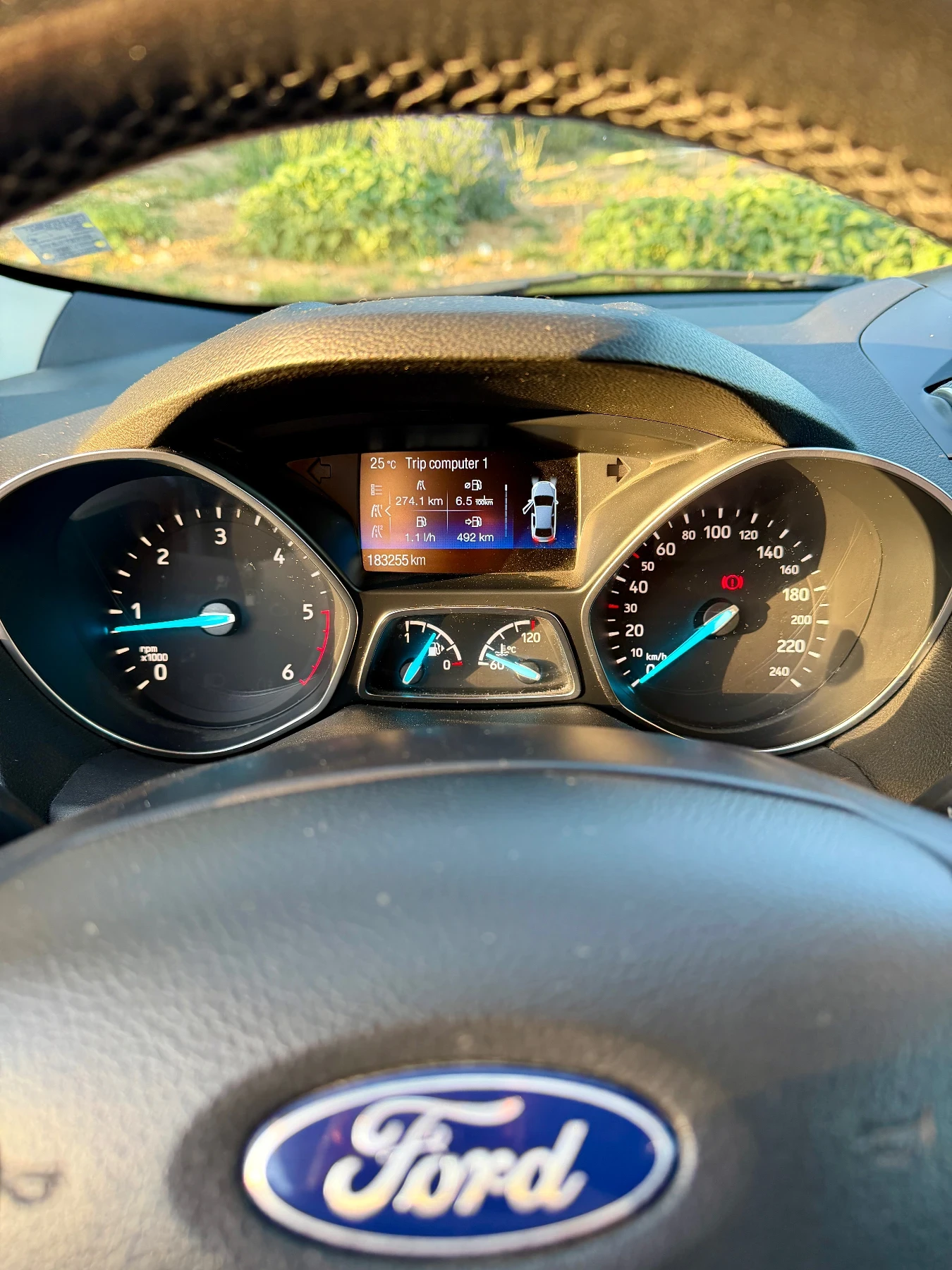 Ford Kuga 2.0TDCI, 150к.с., снимка 10 - Автомобили и джипове - 56011113