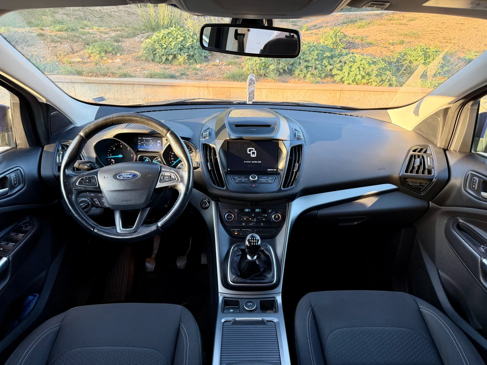 Ford Kuga 2.0TDCI, 150к.с., снимка 9 - Автомобили и джипове - 56011113