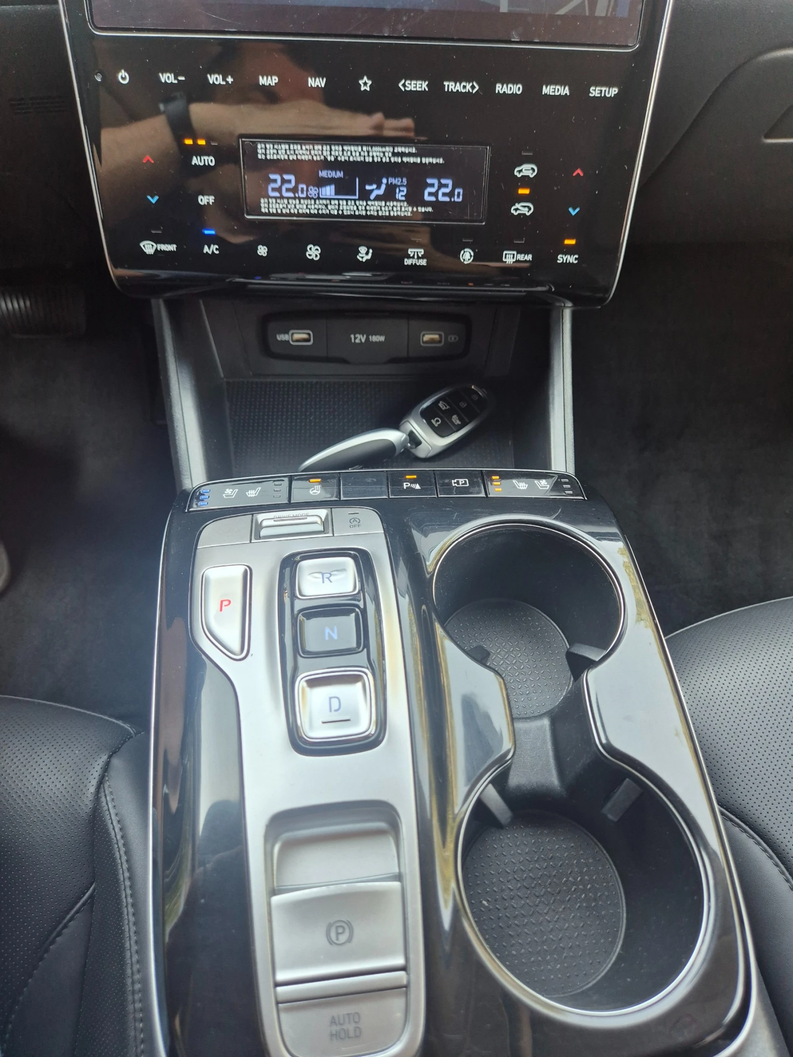 Hyundai Tucson ПАНОРАМА 1.6cm3 Турбо - Наличен в БГ, снимка 10 - Автомобили и джипове - 56021763