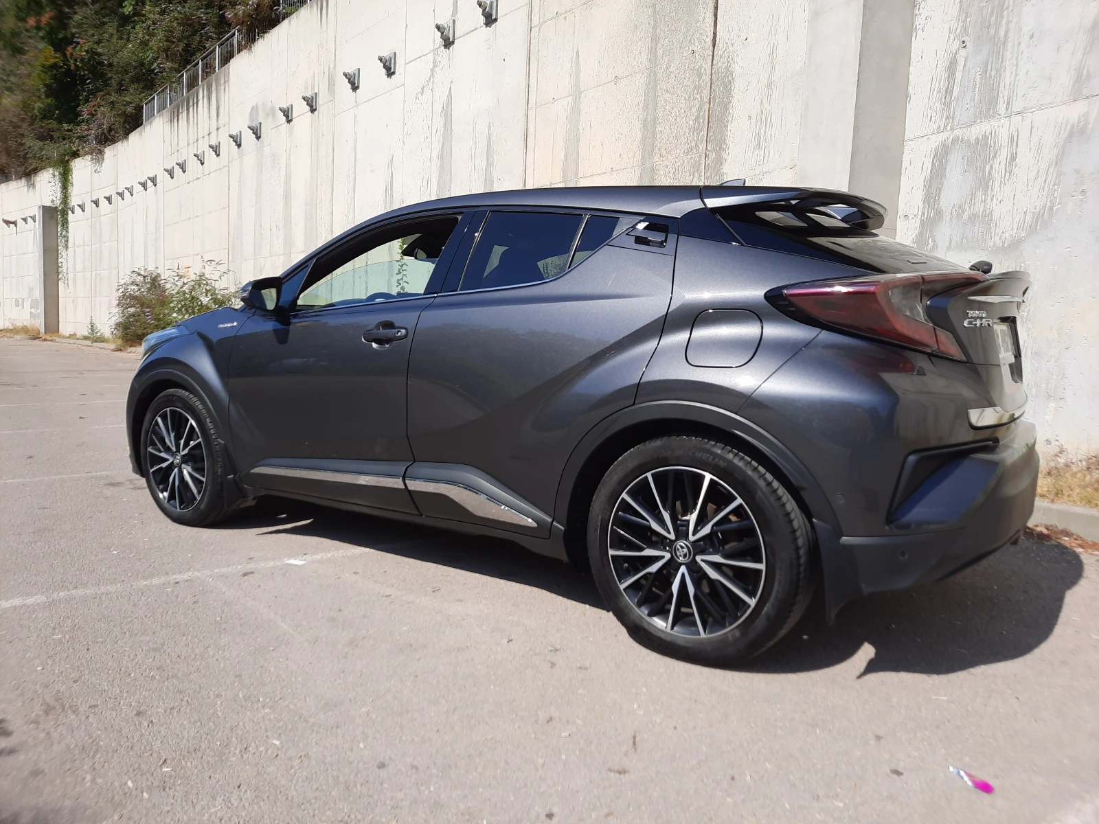 Toyota C-HR, снимка 3 - Автомобили и джипове - 56201373