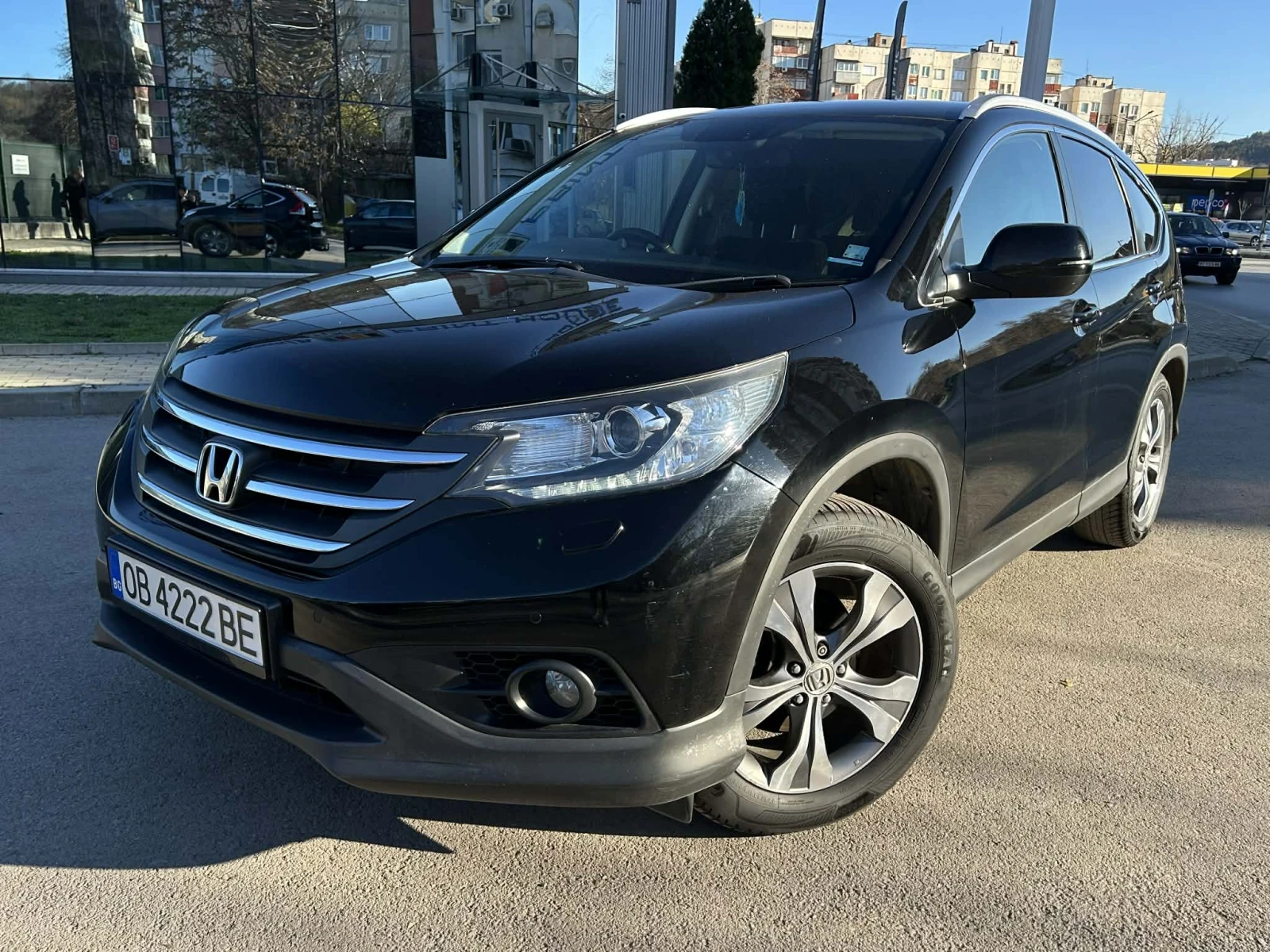 Honda Cr-v 1.6D-ОБСЛУЖЕН-ЛЕД-НАВИ-ПАРКТРОНИК-КАМЕРА-КОЖА