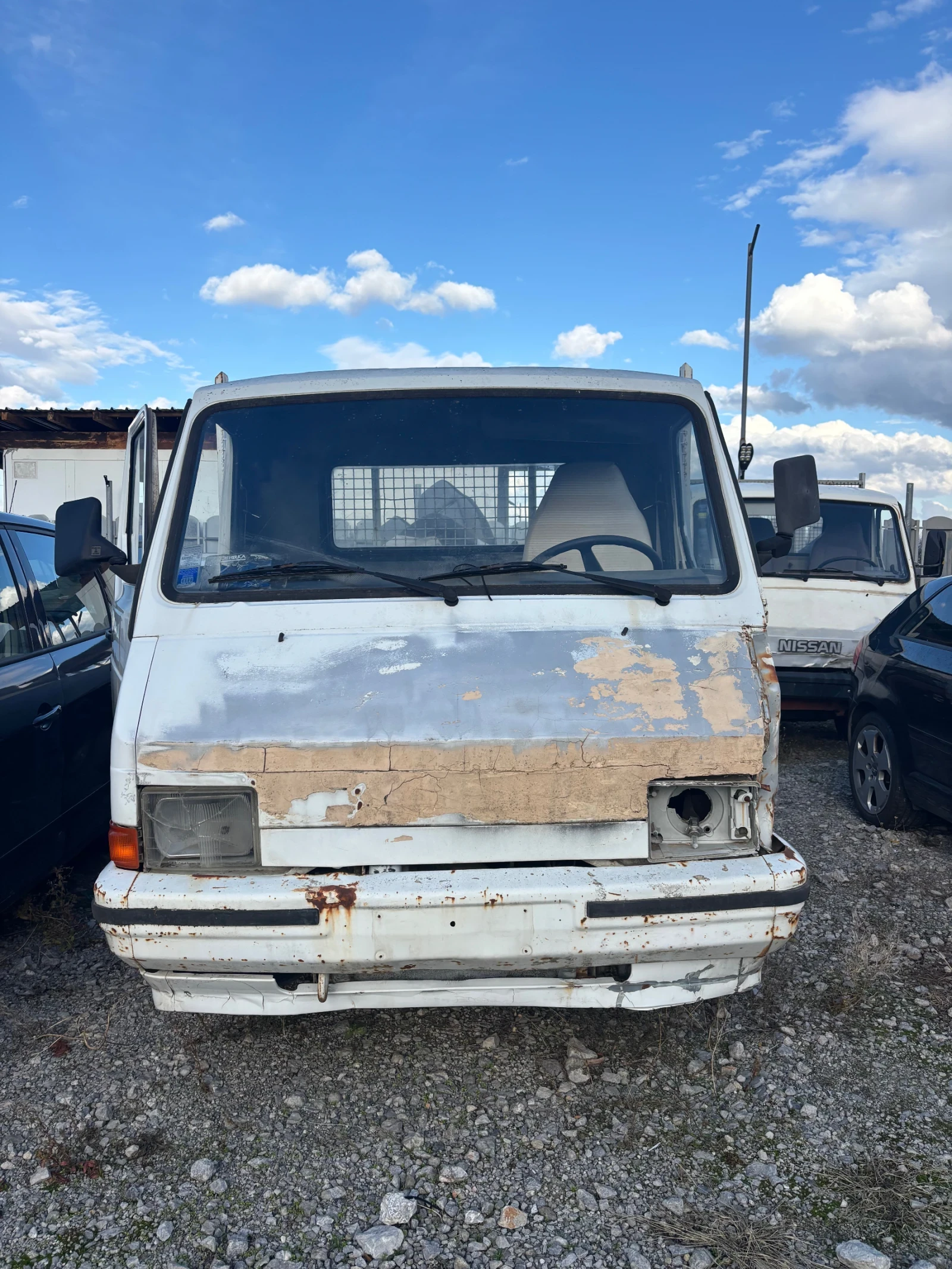 Nissan Trade 2.8 - изображение 2