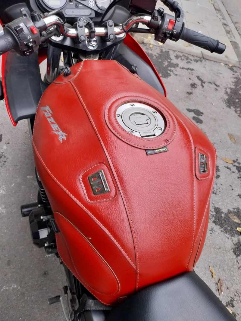 Yamaha FZS 600 Fazer, снимка 6 - Мотоциклети и мототехника - 52307842