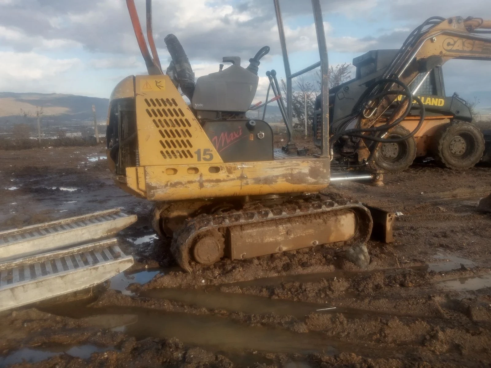  Case CASE | Mobile.bg   1