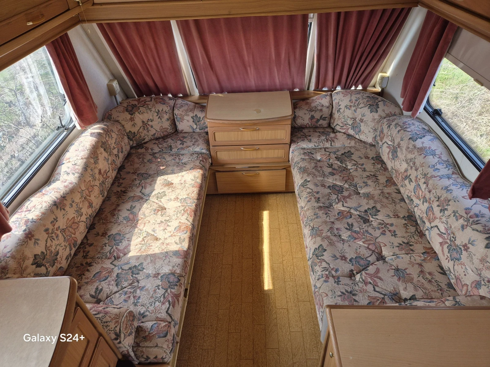 Каравана Compas Ralye, снимка 9 - Каравани и кемпери - 53976397