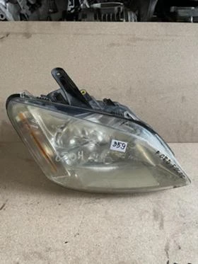 ФАР десен Ford Focus C-Max , 2003-08 Original , снимка 1