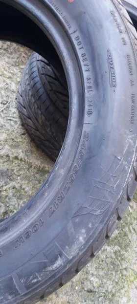 Гуми Зимни 235/45R19, снимка 9