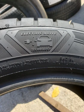 Гуми Зимни 255/50R19, снимка 6