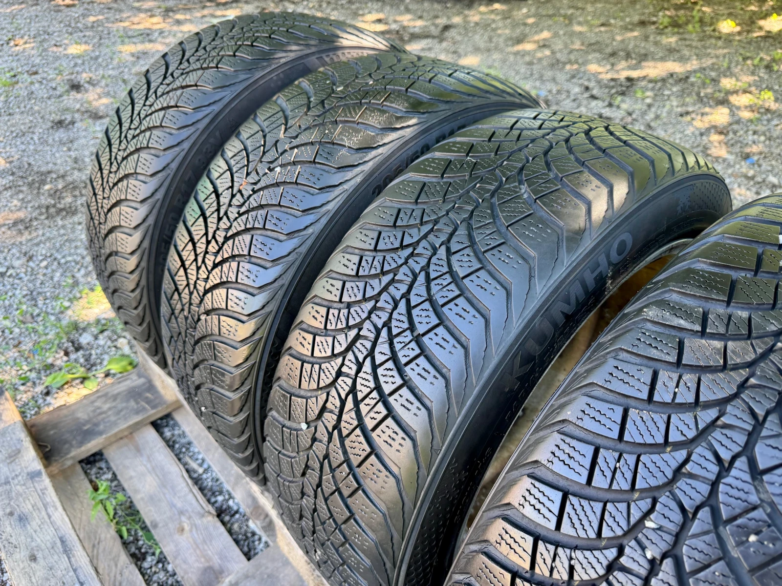 Гуми с джанти Kumho 205/50R17, снимка 12 - Гуми и джанти - 54942119