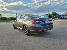 Skoda Superb 2.0 TDI M/Т, снимка 3