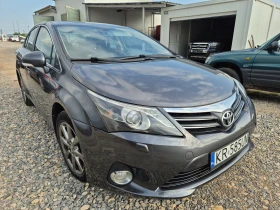 Toyota Avensis 2.2 150к 6ск.седан, снимка 3