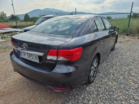 Toyota Avensis 2.2 150к 6ск.седан, снимка 5