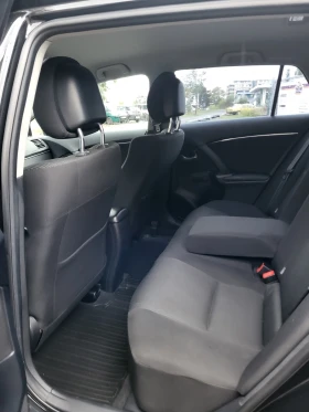 Toyota Avensis 2.0d 126ps, снимка 12