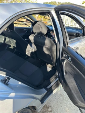 Mercedes-Benz C 220 2.2 cdi, снимка 7 — Bazar.bg Mercedes-Benz C 220 2.2 cdi, снимка 7