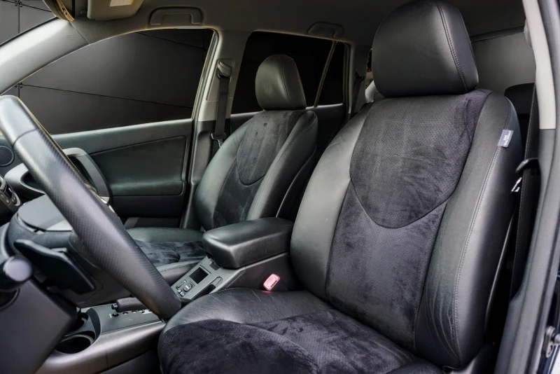 Toyota Rav4 2.2D-4D EXECUTIVE, снимка 9 - Автомобили и джипове - 36818789