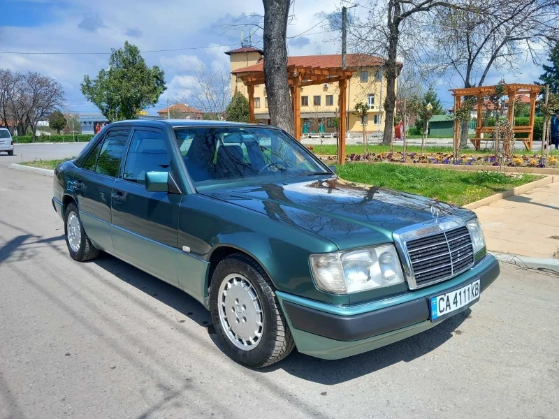 Mercedes-Benz 124, снимка 1 - Автомобили и джипове - 47544519