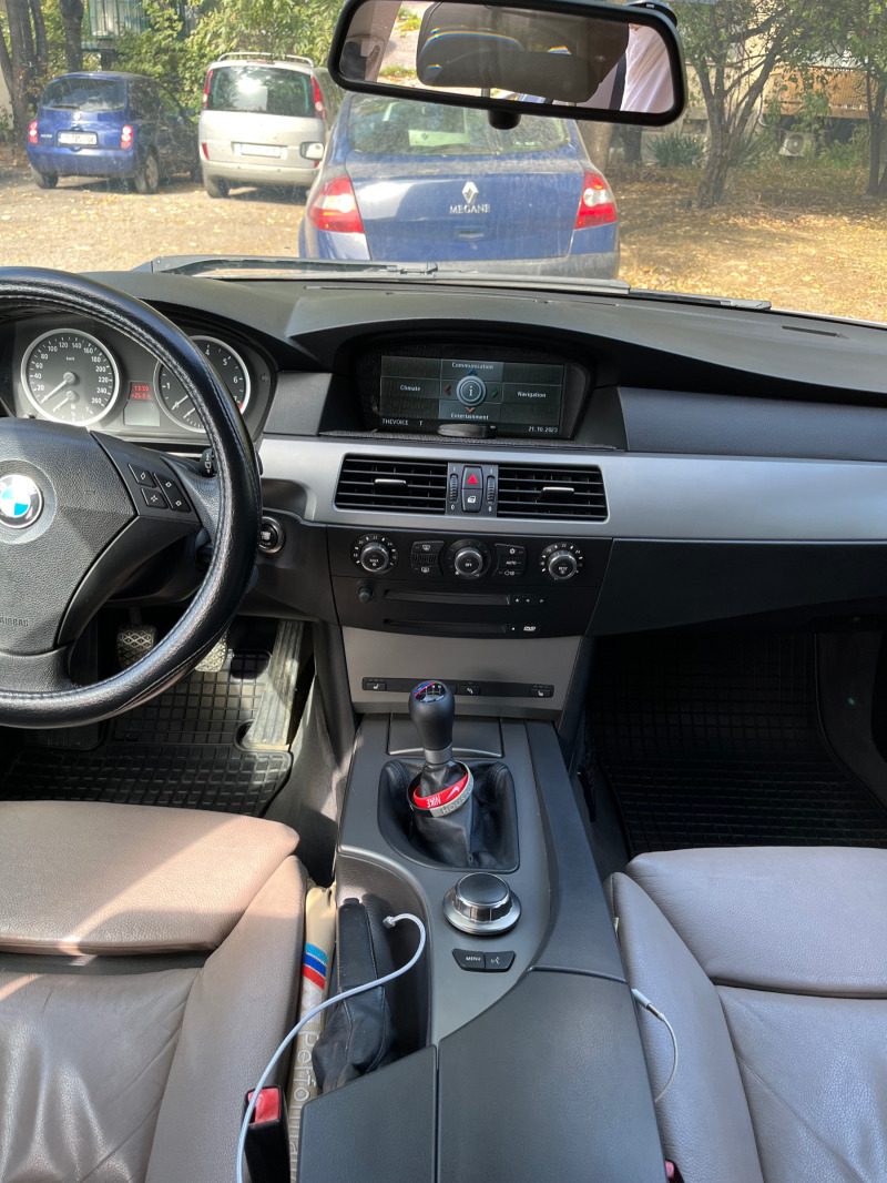 BMW 525 ix, снимка 13 - Автомобили и джипове - 46175276