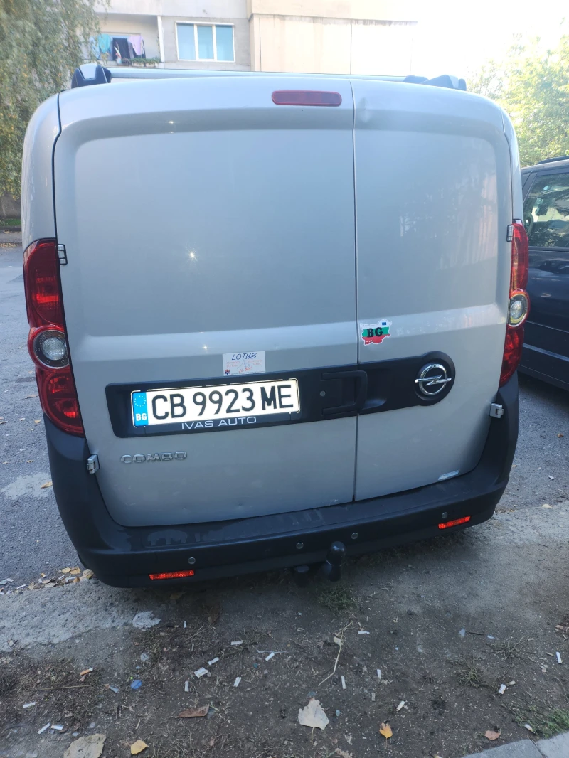 Opel Combo, снимка 6 - Автомобили и джипове - 47702245