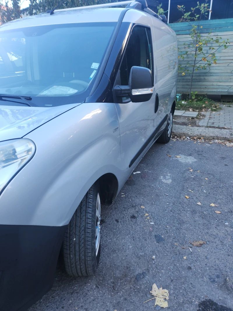 Opel Combo, снимка 2 - Автомобили и джипове - 47702245