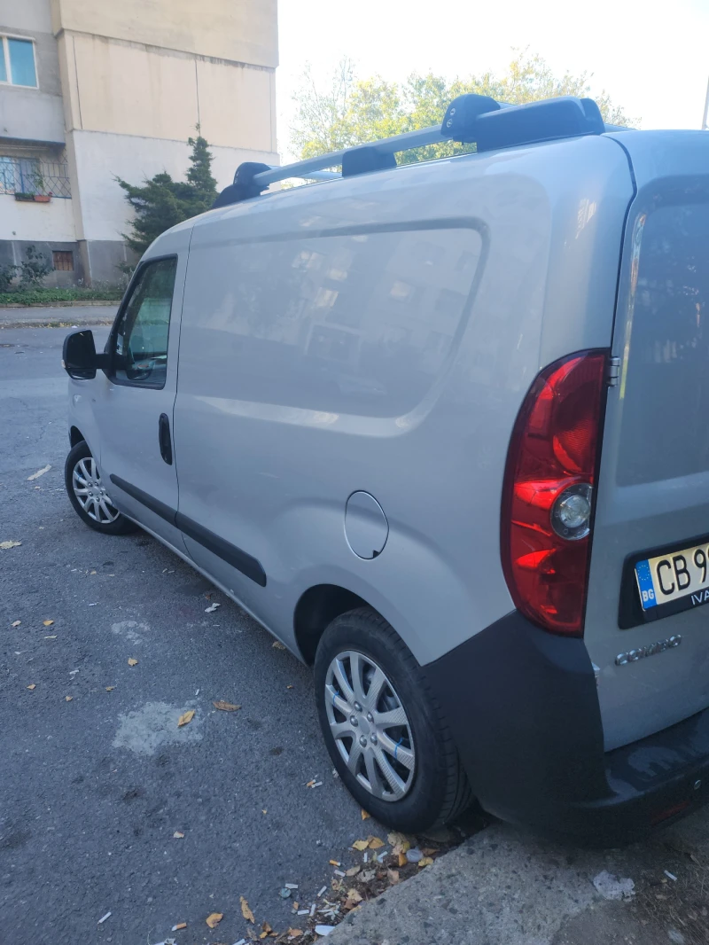 Opel Combo, снимка 7 - Автомобили и джипове - 47702245