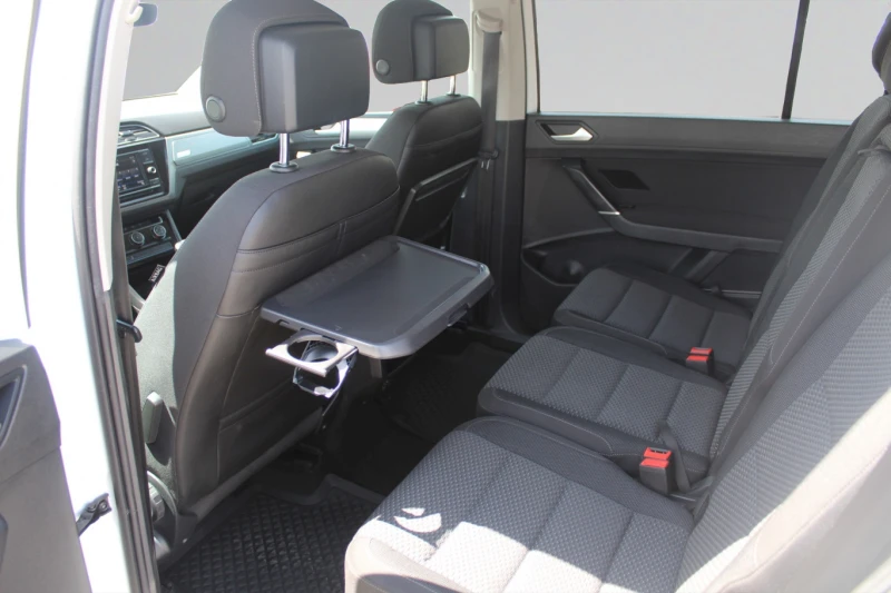 VW Touran 2.0TDI 150hp BVM6 E6, снимка 7 - Автомобили и джипове - 50402574