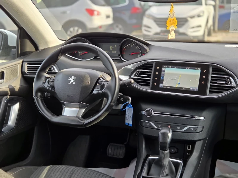 Peugeot 308 1.6HDI* AUT* NAVI* FUL!!TOP, снимка 8 - Автомобили и джипове - 51639984