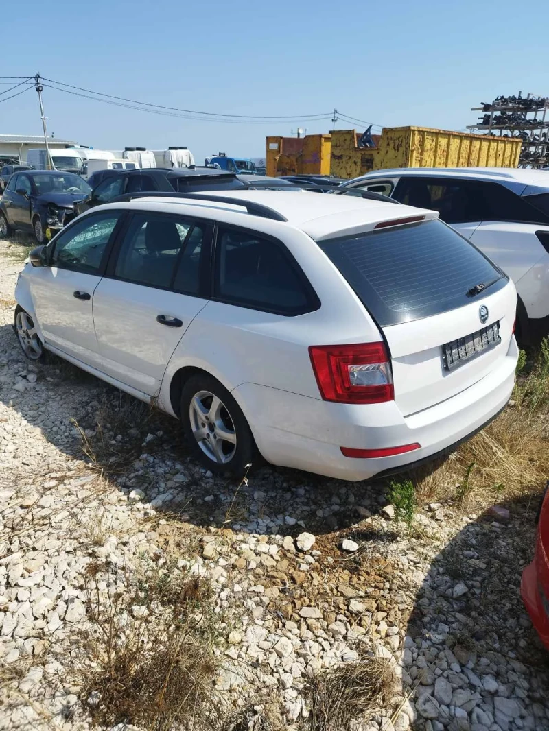 Skoda Octavia 1.6 tdi, снимка 2 - Автомобили и джипове - 51660506