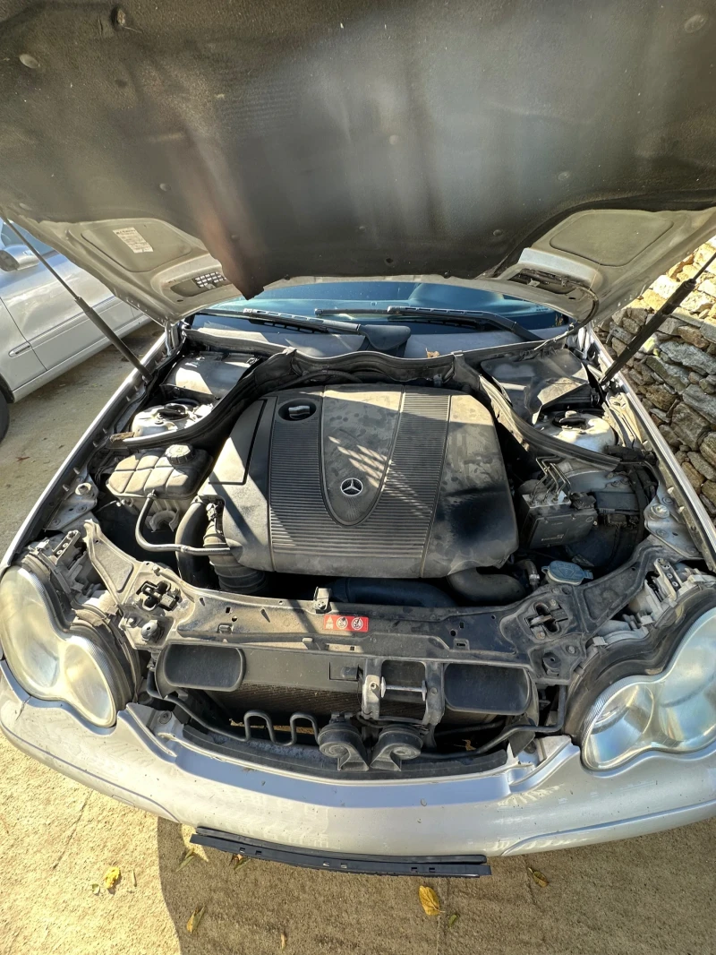 Mercedes-Benz C 220 2.2 cdi, снимка 10 - Автомобили и джипове - 52405691