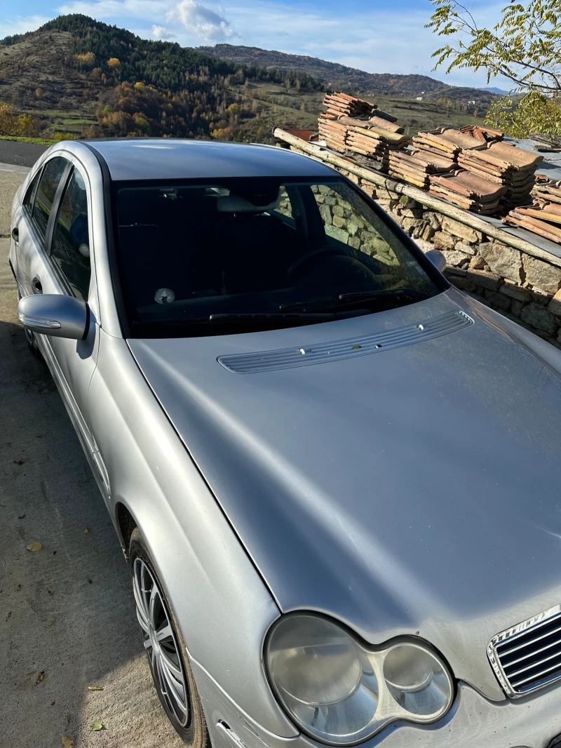 Mercedes-Benz C 220 2.2 cdi, снимка 5 - Автомобили и джипове - 52405691
