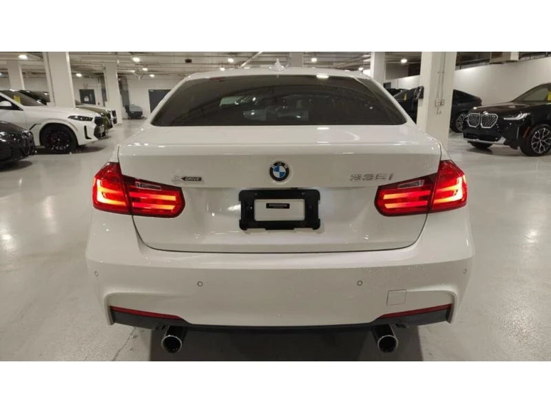 BMW 335 * xDrive * CARFAX * БЕЗ ПЪРВОНАЧАЛНА ВНОСКА, снимка 6 - Автомобили и джипове - 52691375