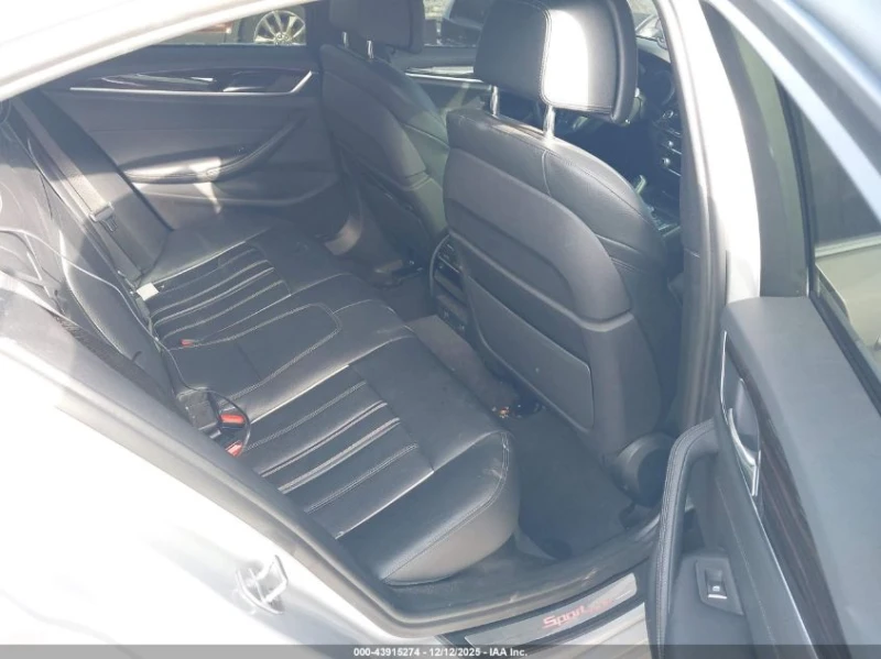 BMW 540 3l I xDrive, снимка 8 - Автомобили и джипове - 53215020