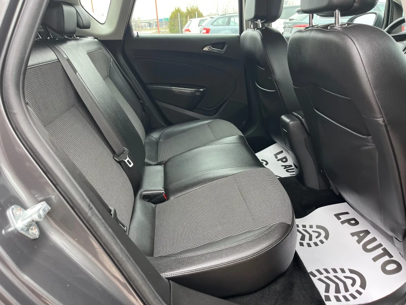 Opel Astra 1.4i* 100k.c* COSMO* , снимка 11 - Автомобили и джипове - 53443387