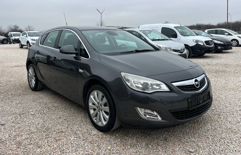 Opel Astra 1.4i* 100k.c* COSMO* , снимка 2 - Автомобили и джипове - 53443387