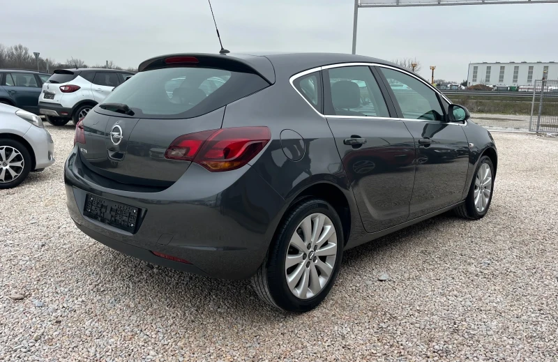 Opel Astra 1.4i* 100k.c* COSMO* , снимка 4 - Автомобили и джипове - 53443387