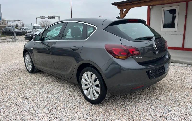 Opel Astra 1.4i* 100k.c* COSMO* , снимка 3 - Автомобили и джипове - 53443387
