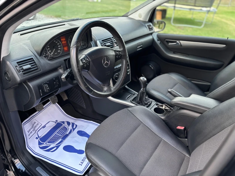 Mercedes-Benz A 150 1.5 Бензин/ Панорама/Кожа/Италия/Навигация, снимка 9 - Автомобили и джипове - 53514653