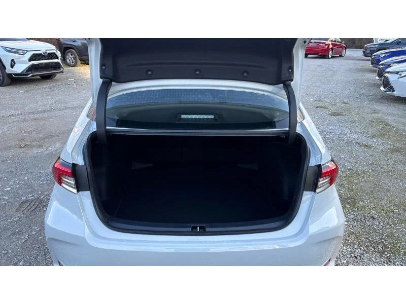 Toyota Corolla SDN 1.5 6MT EXECUTIVE - НОВА, снимка 10 - Автомобили и джипове - 53123267