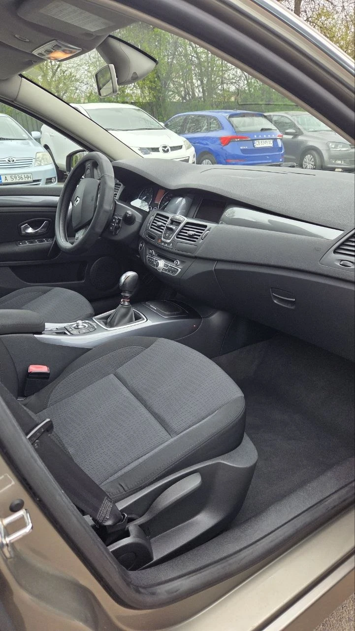 Renault Laguna, снимка 7 - Автомобили и джипове - 54245837