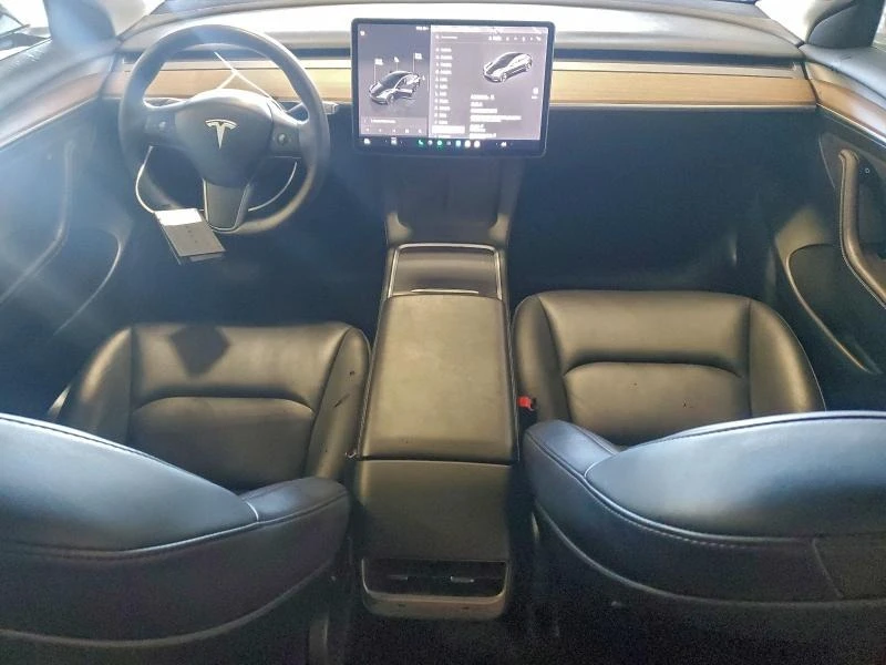 Tesla Model 3, снимка 8 - Автомобили и джипове - 54658035