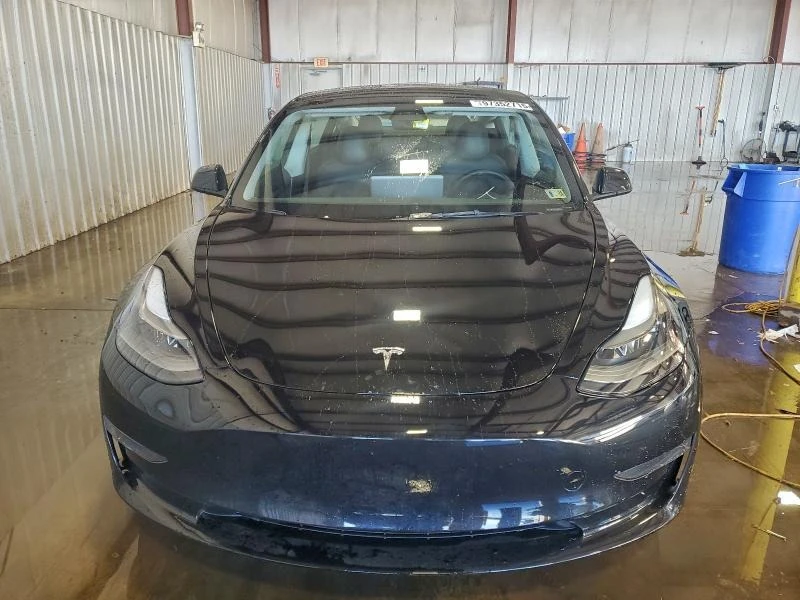 Tesla Model 3, снимка 5 - Автомобили и джипове - 54658035