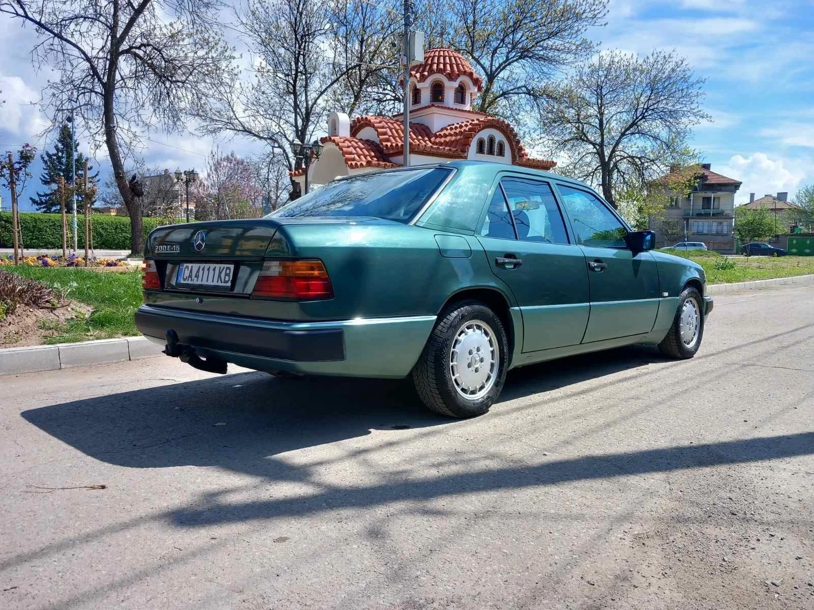 Mercedes-Benz 124  - изображение 3