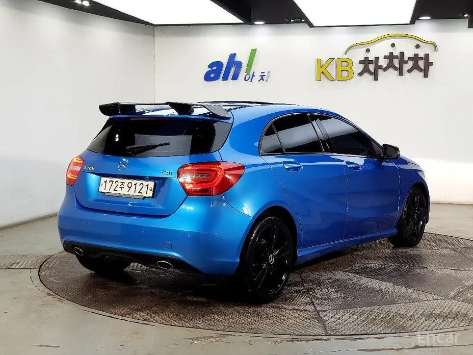 Mercedes-Benz A 200 A-Class W176 A200 CDI Night - изображение 4